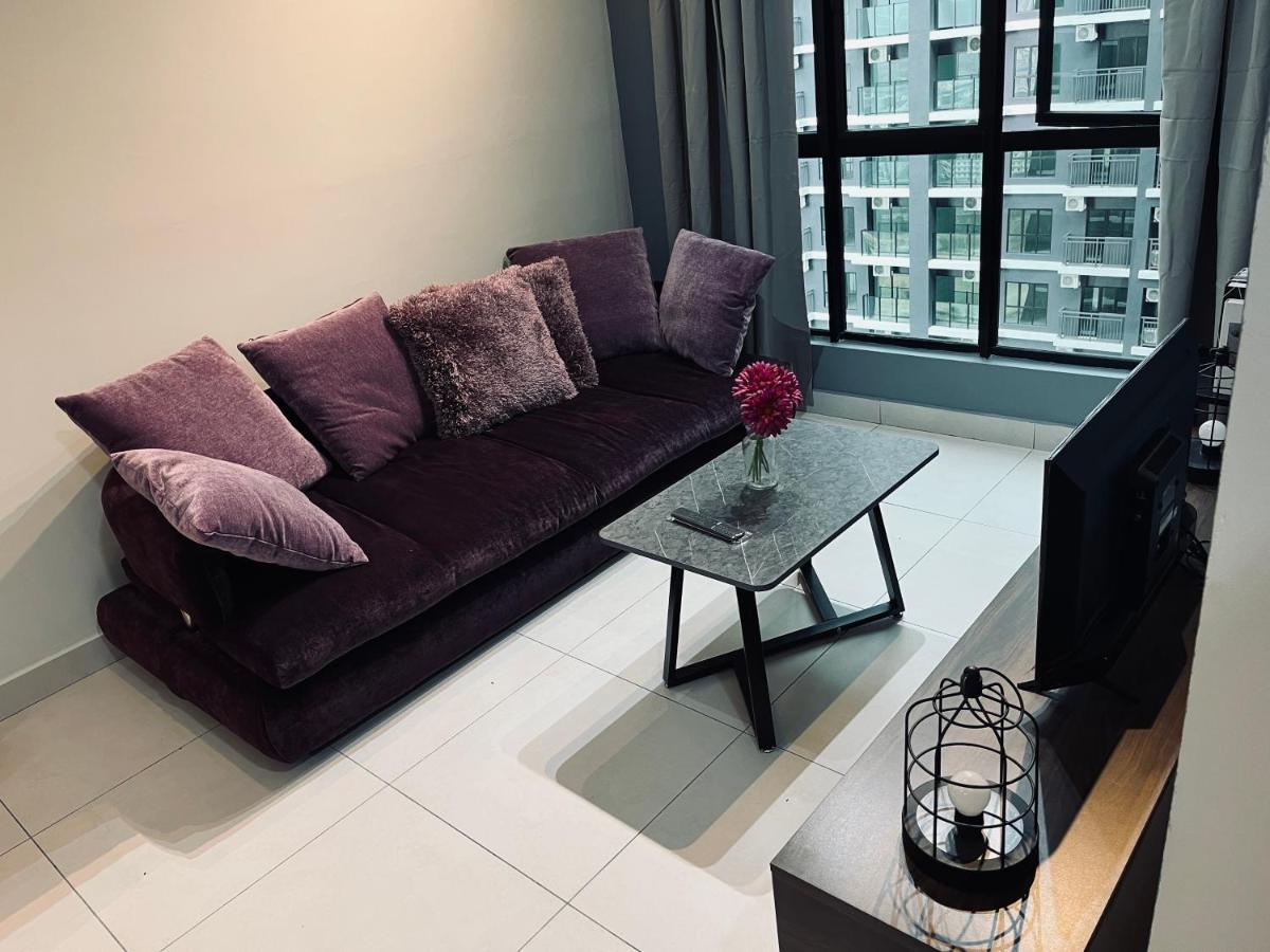 Maxim 2 Bedrooms Mrt Station Cheras Kuala Lumpur Homestay Exterior photo